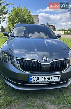 Универсал Skoda Octavia 2018 в Золотоноше