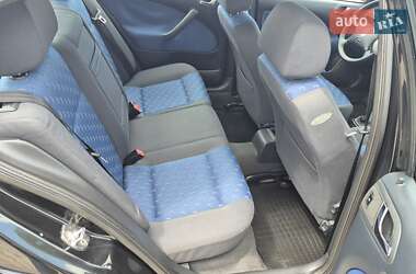 Лифтбек Skoda Octavia 2004 в 