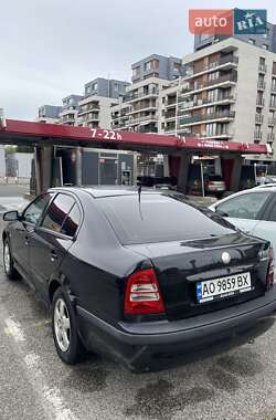 Ліфтбек Skoda Octavia 2001 в 