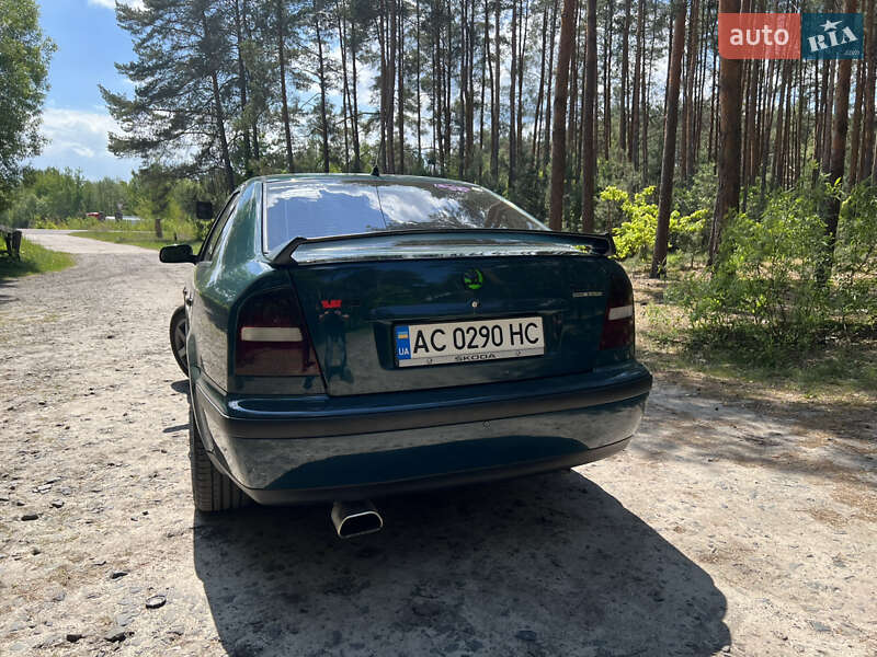 Ліфтбек Skoda Octavia 1998 в Ковелі