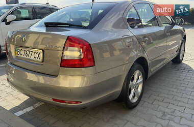 Лифтбек Skoda Octavia 2013 в 