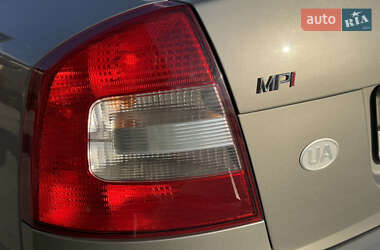 Лифтбек Skoda Octavia 2013 в 