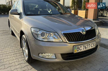 Лифтбек Skoda Octavia 2013 в 