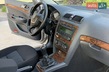 Лифтбек Skoda Octavia 2013 в 