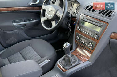 Лифтбек Skoda Octavia 2013 в 