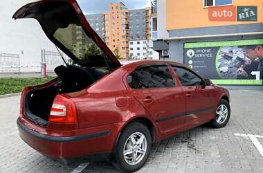Лифтбек Skoda Octavia 2006 в 