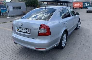 Лифтбек Skoda Octavia 2011 в 