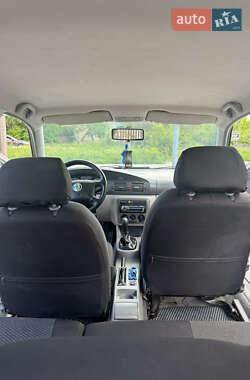 Лифтбек Skoda Octavia 1998 в 