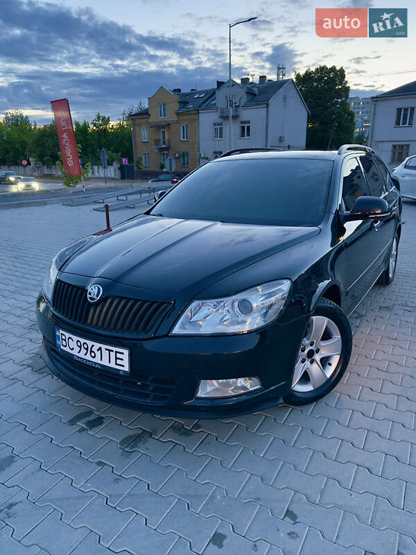 Универсал Skoda Octavia 2009 в 
