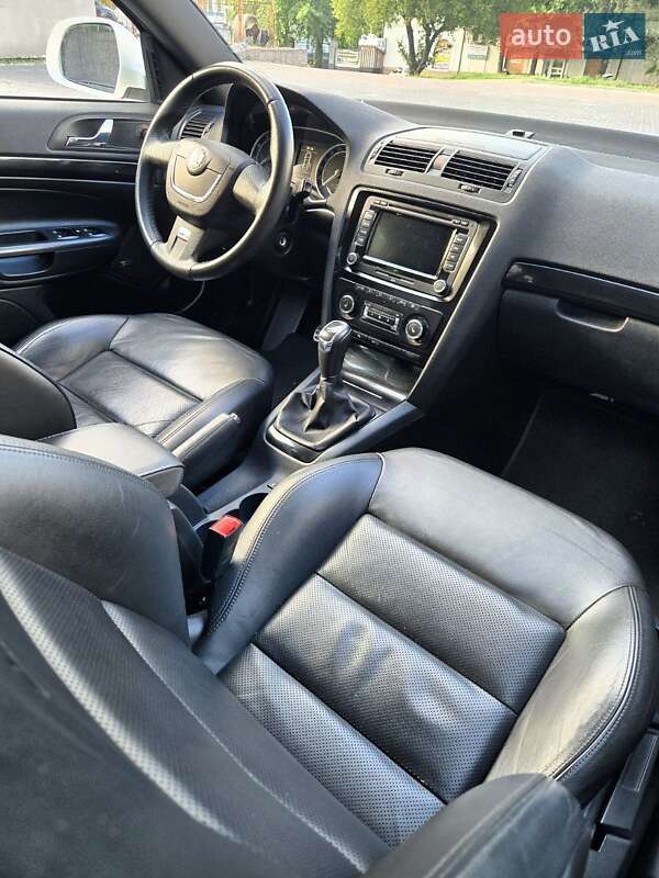 Універсал Skoda Octavia 2012 в Кам'янському