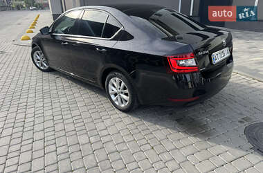 Ліфтбек Skoda Octavia 2018 в 