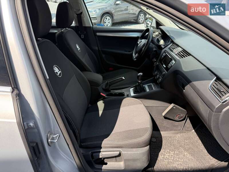 Універсал Skoda Octavia 2015 в Рівному