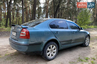 Лифтбек Skoda Octavia 2005 в 