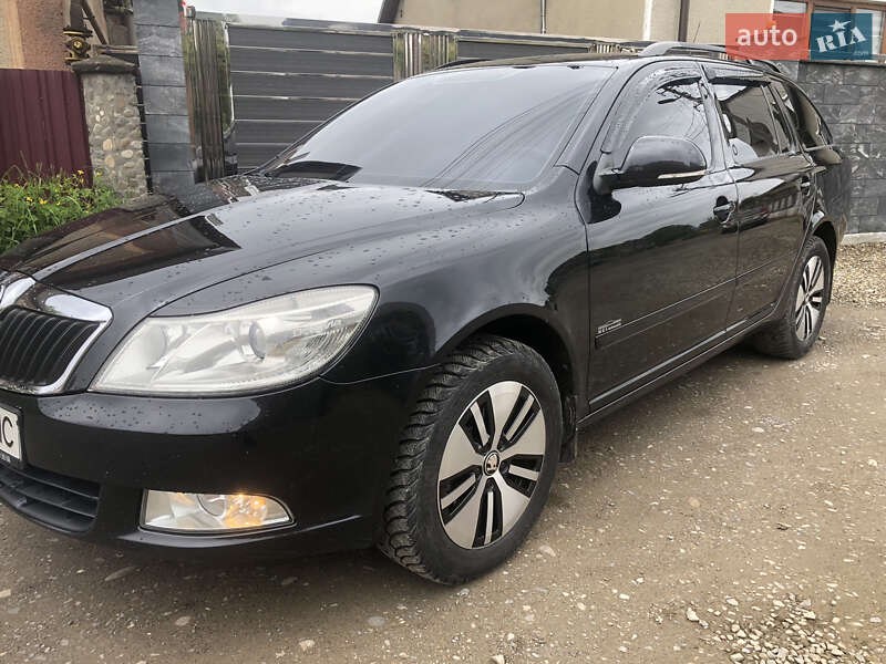 Универсал Skoda Octavia 2009 в Хусте