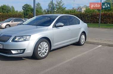 Лифтбек Skoda Octavia 2016 в Киеве