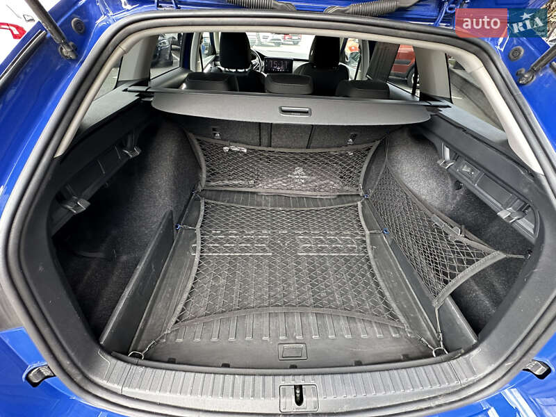 Универсал Skoda Octavia 2021 в Киеве фото 23 Универсал Skoda Octavia 2021 в Киеве