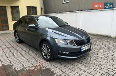 Ліфтбек Skoda Octavia 2018 в 
