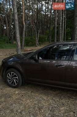 Лифтбек Skoda Octavia 2013 в 