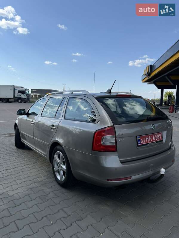 Універсал Skoda Octavia 2011 в Великій Багачці