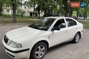 Ліфтбек Skoda Octavia 2001 в Харкові