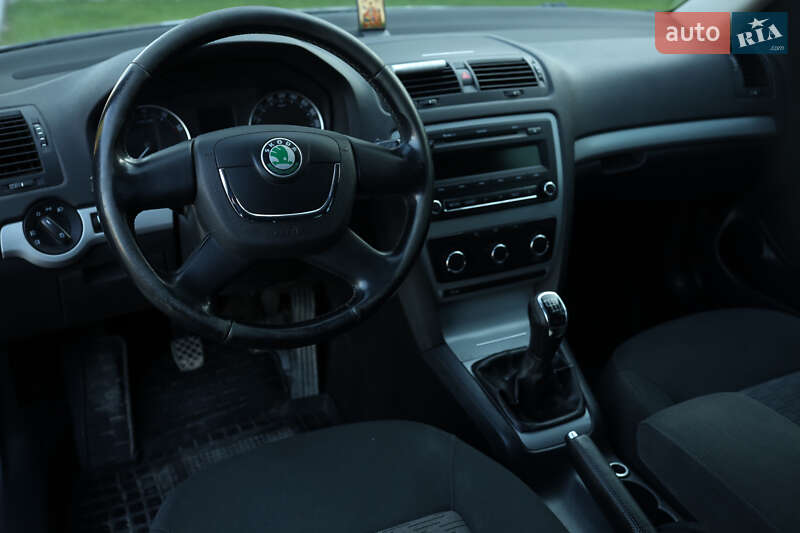 Универсал Skoda Octavia 2012 в Чемеровцах