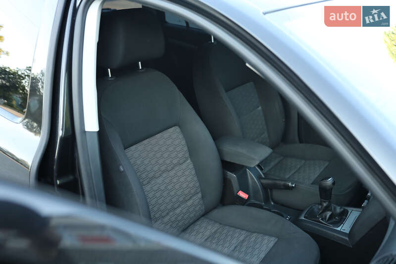 Универсал Skoda Octavia 2012 в Чемеровцах