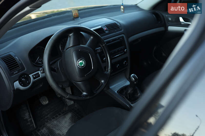 Универсал Skoda Octavia 2012 в Чемеровцах