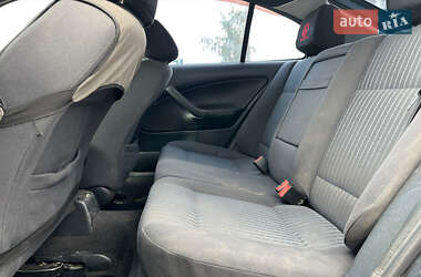Лифтбек Skoda Octavia 2004 в 
