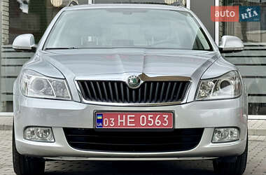 Універсал Skoda Octavia 2011 в 