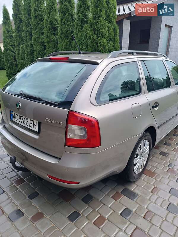Универсал Skoda Octavia 2012 в Любомле