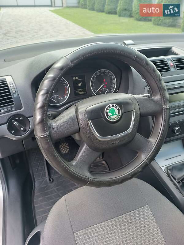Универсал Skoda Octavia 2012 в Любомле