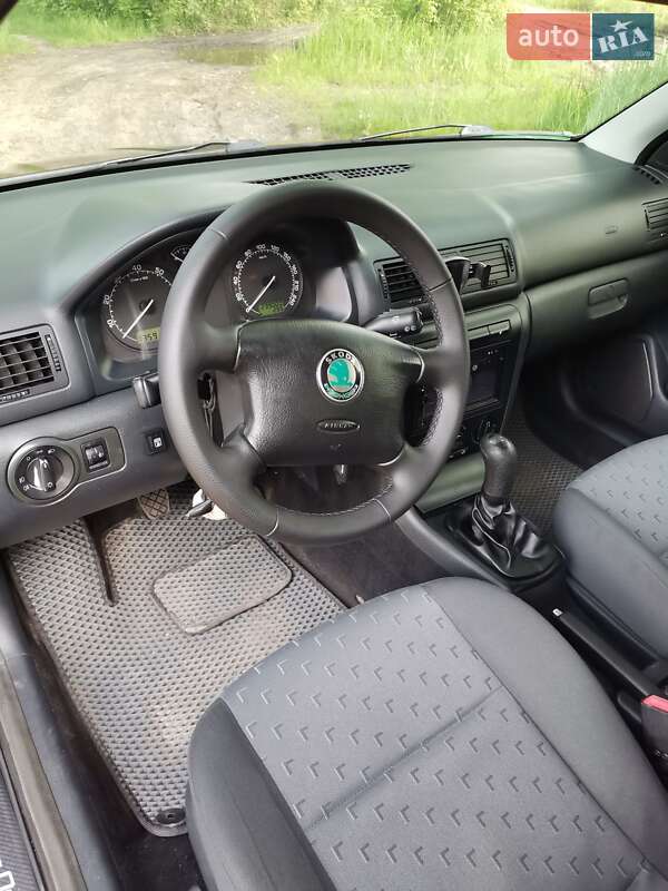 Лифтбек Skoda Octavia 2008 в Сумах