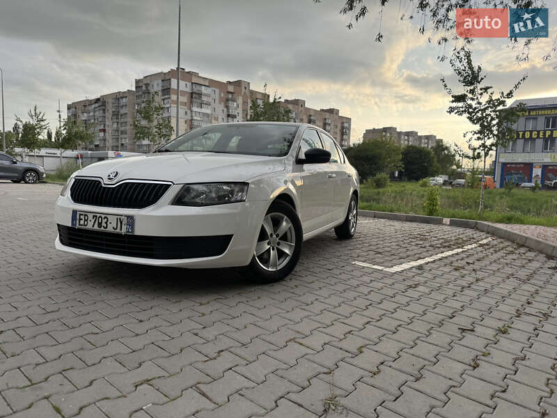 Лифтбек Skoda Octavia 2016 в Хмельницком