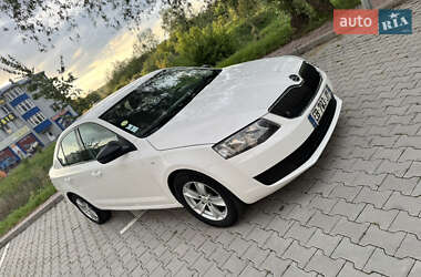 Лифтбек Skoda Octavia 2016 в 