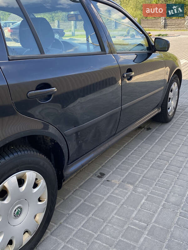 Універсал Skoda Octavia 2002 в Звягелі