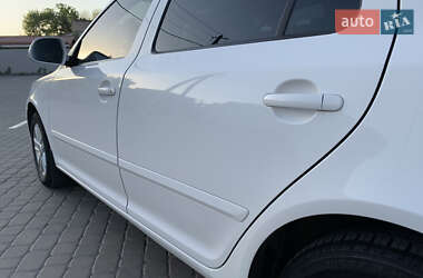 Универсал Skoda Octavia 2012 в 