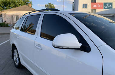 Универсал Skoda Octavia 2012 в 