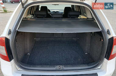 Универсал Skoda Octavia 2012 в 