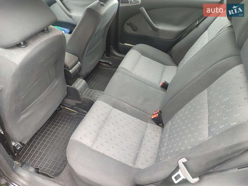 Універсал Skoda Octavia 2003 в Охтирці