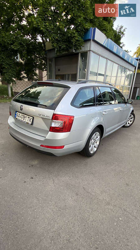 Универсал Skoda Octavia 2015 в Киеве