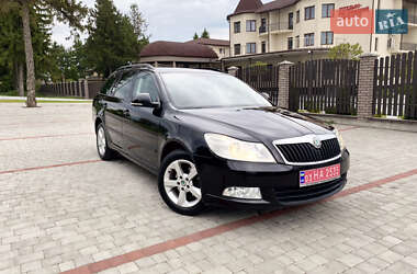 Универсал Skoda Octavia 2012 в Староконстантинове