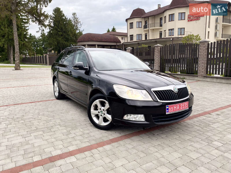 Універсал Skoda Octavia 2012 в 