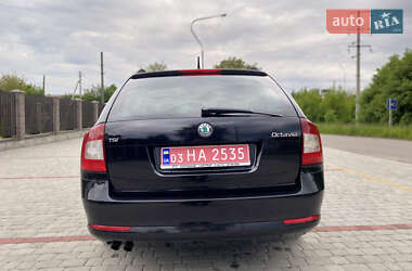 Універсал Skoda Octavia 2012 в 