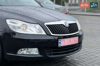 Універсал Skoda Octavia 2010 в 