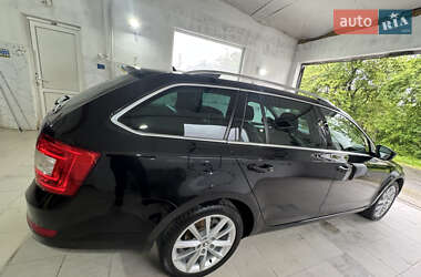 Универсал Skoda Octavia 2015 в 