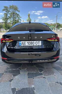 Лифтбек Skoda Octavia 2021 в 
