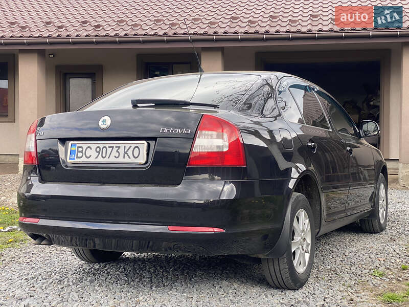 Лифтбек Skoda Octavia 2010 в Львове