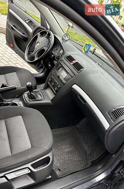 Ліфтбек Skoda Octavia 2008 в 