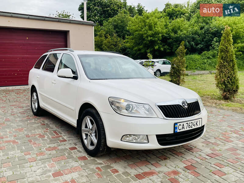 Универсал Skoda Octavia 2011 в 