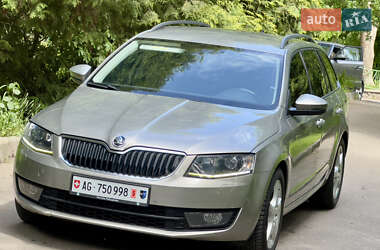 Универсал Skoda Octavia 2015 в 